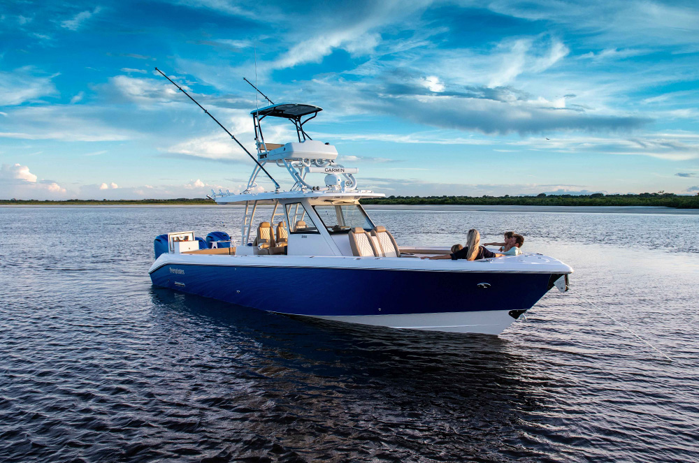 Everglades Boats 395CC